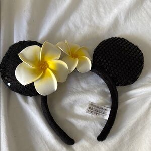 Disney Black Sequin Ears with Cream and Yellow Flowers